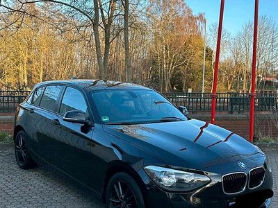 Gebraucht BMW 116 116 PS (85 kW) 2014 Schwarz Kleinwagen