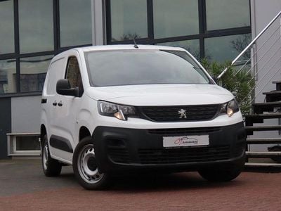 Weiß Gebraucht 2021 Peugeot Partner Van / Kleinbus | 10.900 € (Superpreis)
