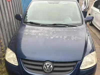 Gebraucht VW Fox 58 PS (42 kW) 2006 Blau Kleinwagen
