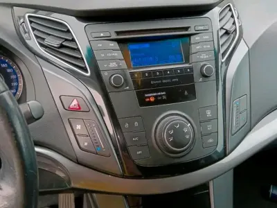Gebraucht Hyundai i40 135 PS (99 kW) 2012 Schwarz Kombi