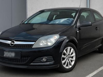 Opel Astra GTC