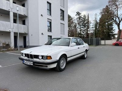 Gebraucht BMW 730 188 PS (138 kW) 1990 Weiß Limousine