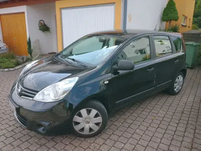 Gebraucht Nissan Note Visia 88 PS (64 kW) 2010 Schwarz Kleinwagen