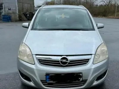 Gebraucht Opel Zafira 125 PS (91 kW) 2009 Silber Van / Kleinbus