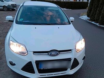 Gebraucht Ford Focus 2013 Weiß Kombi