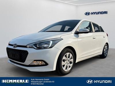 Gebraucht Hyundai i20 Classic 75 PS (55 kW) 2018 Weiß Kleinwagen