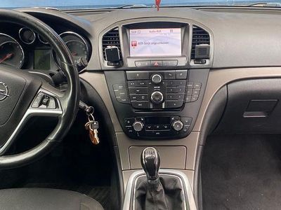 Silber Gebraucht 2013 Opel Insignia Sport Kombi | 5.100 € (Fairer Preis)