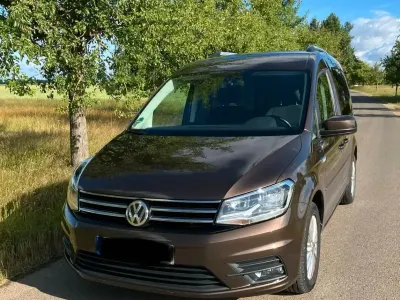Gebraucht VW Caddy Comfortline 150 PS (110 kW) 2018 Braun Van / Kleinbus