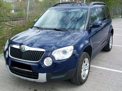 Gebraucht Skoda Yeti Business Line 110 PS (80 kW) 2013 Blau metallic SUV