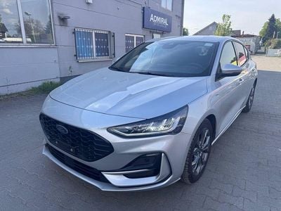 Second-hand Ford Focus ST-Line 125 CP (91 kW) 2023 Argintiu Berlinǎ