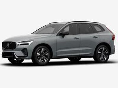 Neu Volvo XC60 Plus 250 PS (183 kW) 2026 Grau (vapour grey) SUV
