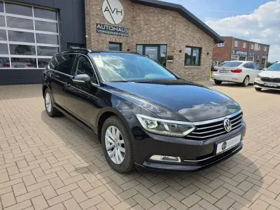 Gebraucht VW Passat Comfortline 150 PS (110 kW) 2017 Schwarz Limousine