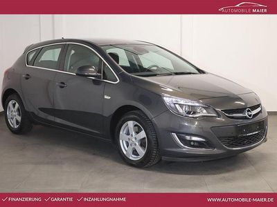 Gebraucht Opel Astra Exklusiv 165 PS (121 kW) 2015 Plat.anthr./rogrey/0j:silbergr Limousine