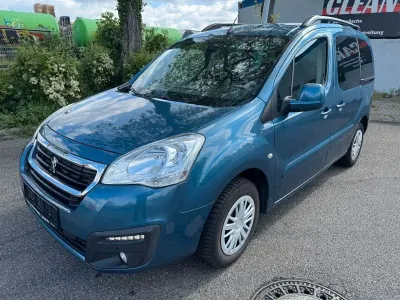 Occasion Peugeot Partner 120 PK (88 kW) 2017 Blauw MPV