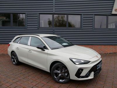 Neu Cupra Leon 204 PS (150 kW) 2025 Grau Limousine