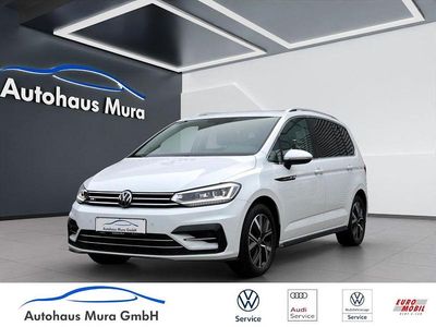 Gebraucht VW Touran Highline 150 PS (110 kW) 2022 Weiß Van / Kleinbus