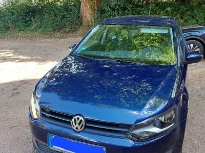 Gebraucht VW Polo Comfortline 86 PS (63 kW) 2010 Blau Kleinwagen