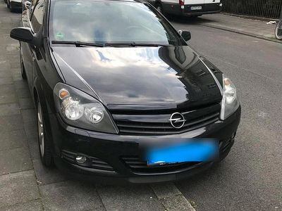 Opel Astra GTC