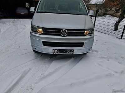 Gebraucht VW Caravelle 180 PS (132 kW) 2013 Silber Van / Kleinbus