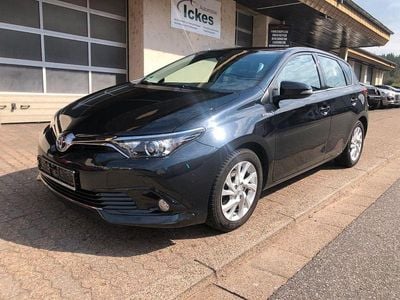 Gebraucht Toyota Auris Hybrid 99 PS (72 kW) 2018 Limousine