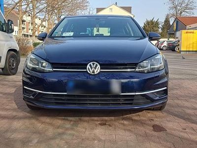 Gebraucht VW Golf VII 125 PS (91 kW) 2017 Blau Limousine