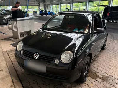 Gebraucht VW Lupo 60 PS (44 kW) 2004 Schwarz Kleinwagen