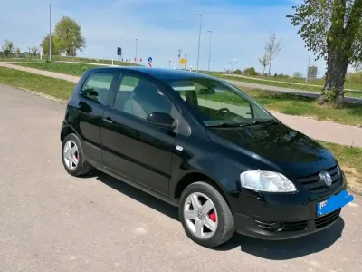 Używany VW Fox 75 KM (55 kW) 2006 Czarny Hatchback