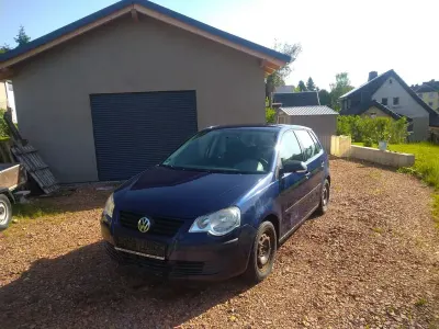 Käytetty VW Polo Trendline 54 HP (39 kW) 2007 Sininen Viistoperä