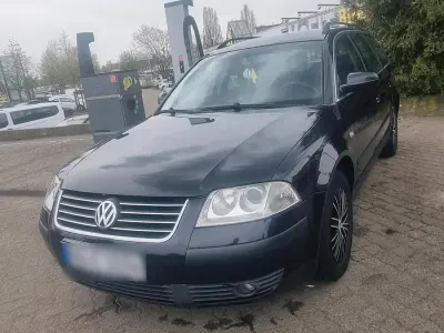 Usata VW Passat 101 CV (74 kW) 2004 Nero Station wagon