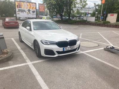 gebraucht BMW 520 D X drive , Komplette M Pakett Ausstattung.