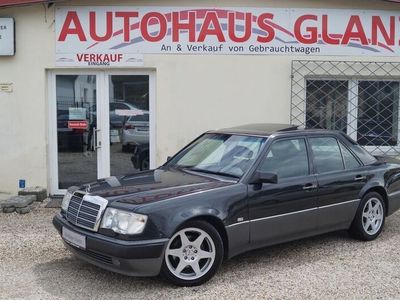 Gebraucht Mercedes E500 326 PS (239 kW) 1993 Schwarz Limousine