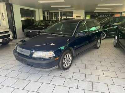 Gebraucht Volvo V40 1999 Blau Kombi