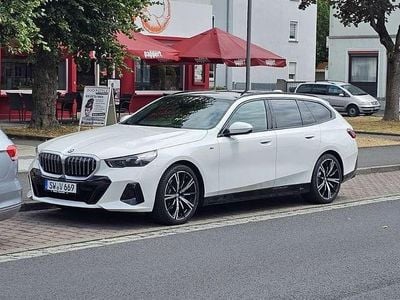 Gebraucht BMW 520 M Sport 197 PS (144 kW) 2024 Kombi