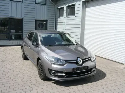 Gebraucht Renault Mégane III Bose Edition 132 PS (97 kW) 2014 Grau Limousine