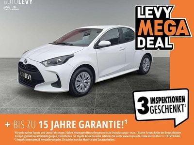 Usata Toyota Yaris Hybrid Business Edition 116 CV (85 kW) 2022 Bianco Utilitaria