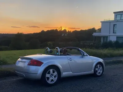 Gebraucht Audi TT Roadster Sport 180 PS (132 kW) 2001 Silber Cabrio