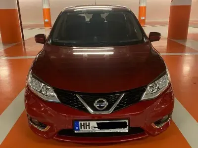 Gebraucht Nissan Pulsar Tekna 116 PS (85 kW) 2014 Rot Kleinwagen
