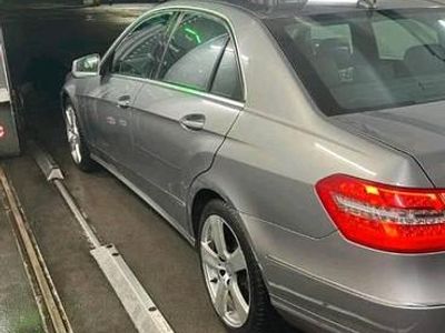 Gebraucht Mercedes E220