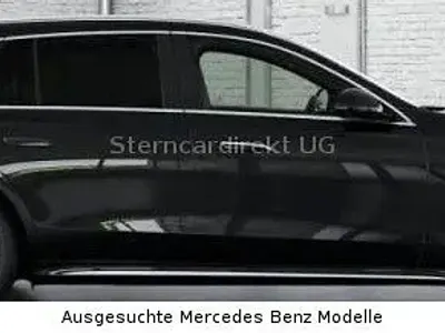 Gebraucht Mercedes E300 AMG 313 PS (230 kW) 2025 Schwarz Limousine