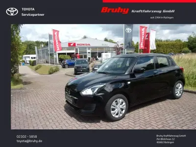 Gebraucht Suzuki Swift 83 PS (61 kW) 2022 Schwarz Kleinwagen