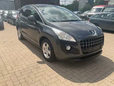 Gebraucht Peugeot 3008 Business-Line 114 PS (83 kW) 2014 Grau Kombi