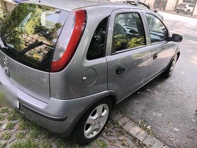 Gebraucht Opel Corsa 80 PS (58 kW) 2005 Silber Kleinwagen