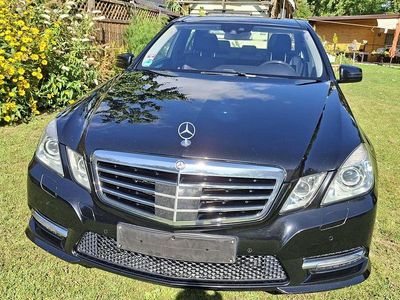 Gebraucht Mercedes E350 Avantgarde 211 PS (155 kW) 2012 Schwarz Limousine