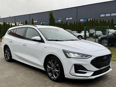 Frostweiß Gebraucht 2022 Ford Focus ST-Line Kombi | 19.990 € (Fairer Preis)