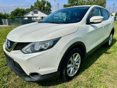 Gebraucht Nissan Qashqai Acenta 131 PS (96 kW) 2014 Weiß SUV