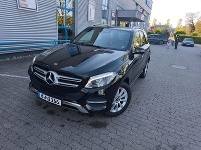 Gebraucht Mercedes GLE250 204 PS (150 kW) 2018 Schwarz SUV