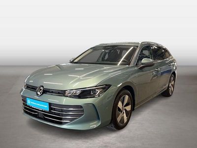 Usata VW Passat Business 150 CV (110 kW) 2025 Verde Station wagon