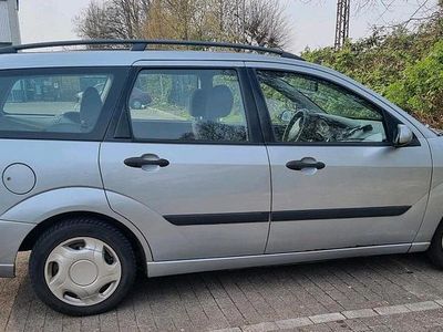 Usata Ford Focus 75 CV (55 kW) 2004 Argento Station wagon