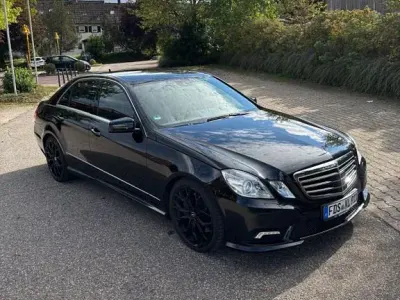 Używany Mercedes E500