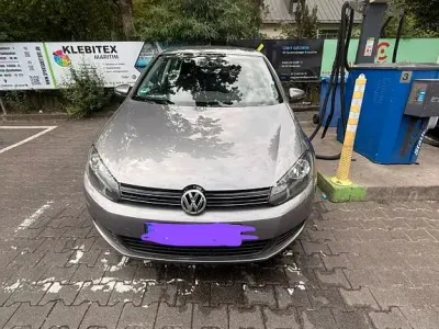 Gebraucht VW Golf VI Comfortline 122 PS (89 kW) 2010 Silber Limousine